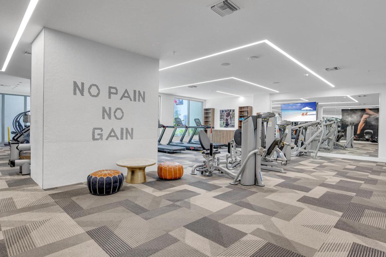 شقة Modern Unit In The Heart Of Downtown Miami With Free Parking المظهر الخارجي الصورة