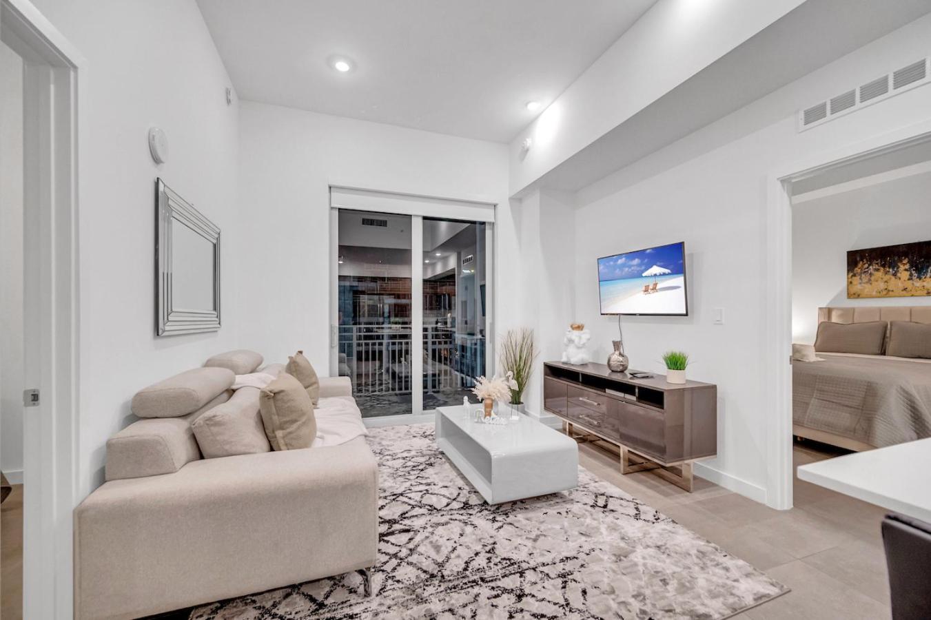 شقة Modern Unit In The Heart Of Downtown Miami With Free Parking المظهر الخارجي الصورة