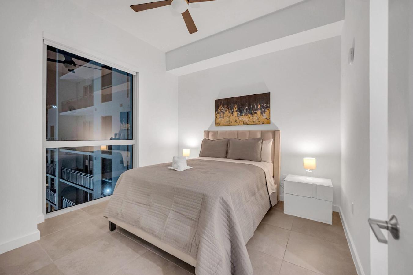 شقة Modern Unit In The Heart Of Downtown Miami With Free Parking المظهر الخارجي الصورة