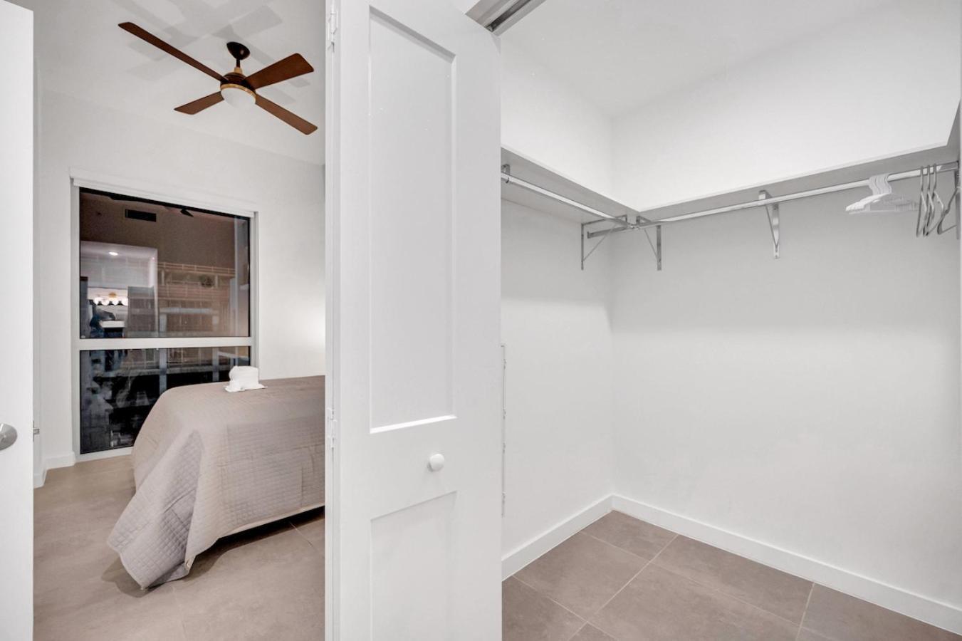 شقة Modern Unit In The Heart Of Downtown Miami With Free Parking المظهر الخارجي الصورة