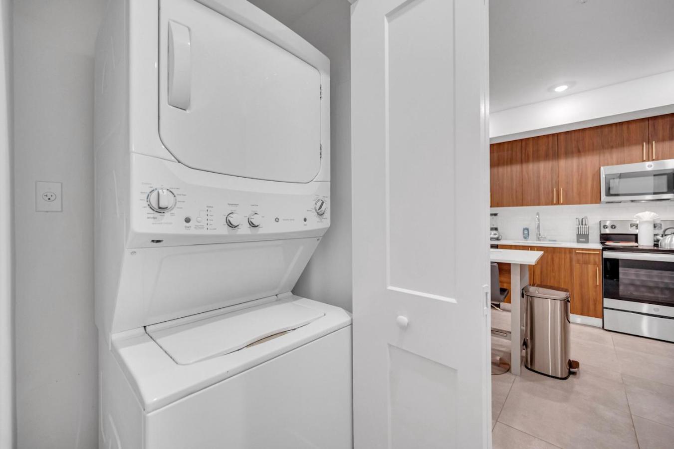 شقة Modern Unit In The Heart Of Downtown Miami With Free Parking المظهر الخارجي الصورة